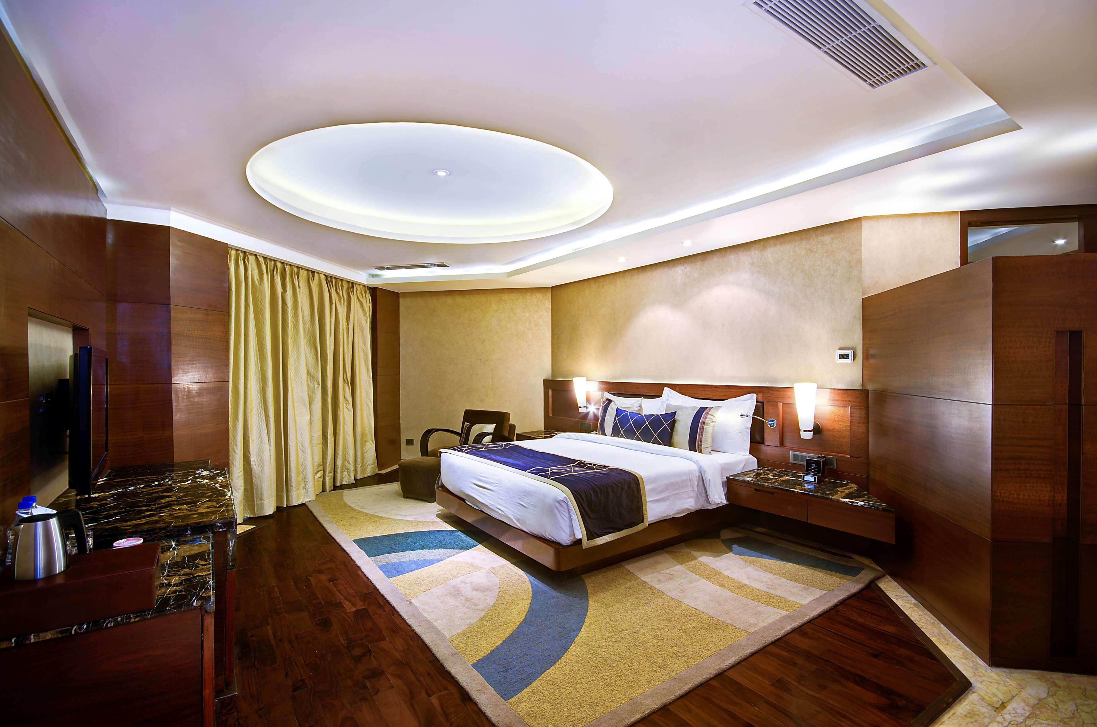 Hotel Radisson Blu Kaushambi Delhi Ncr Ghaziabad Exterior foto