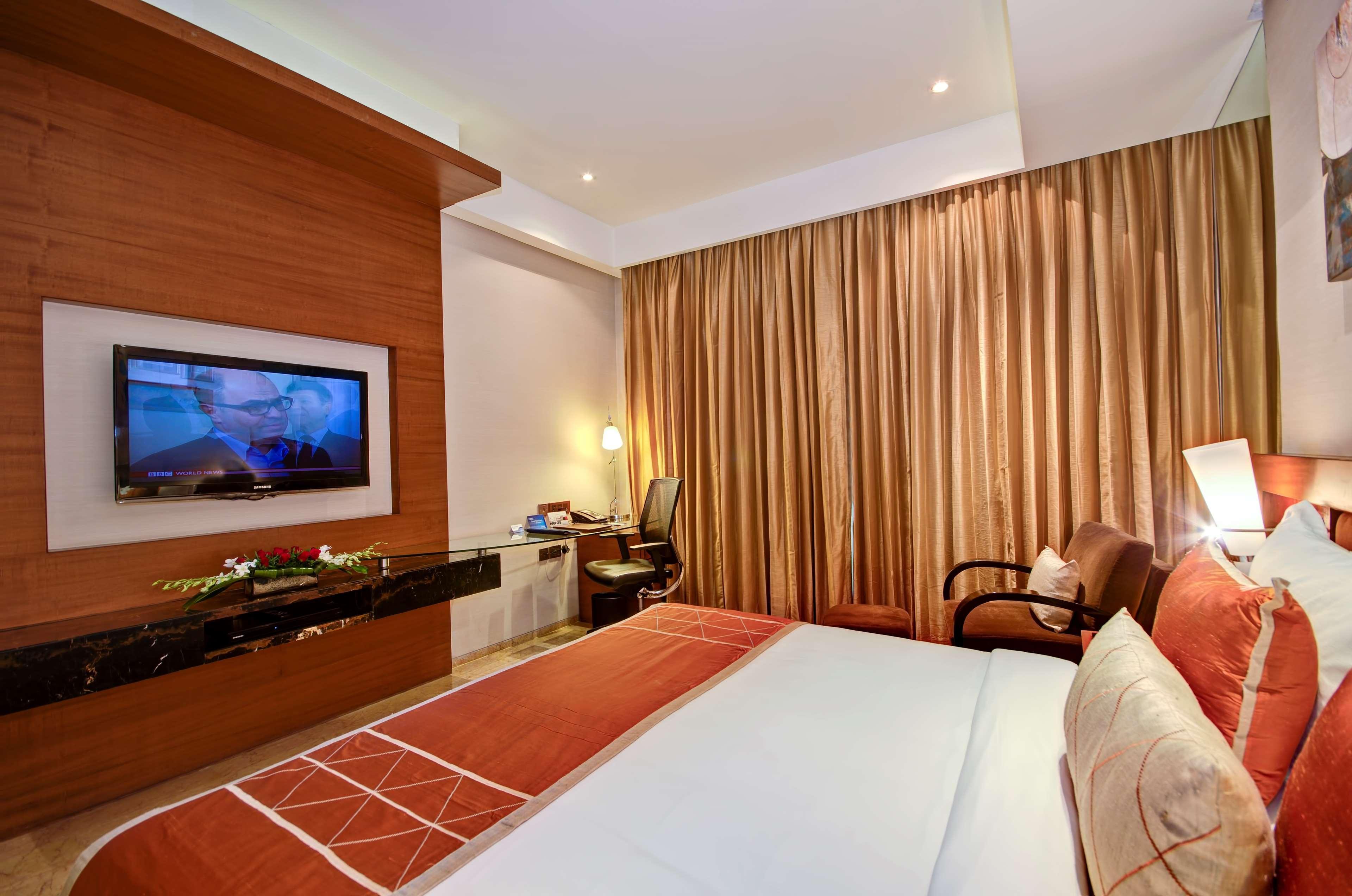 Hotel Radisson Blu Kaushambi Delhi Ncr Ghaziabad Exterior foto