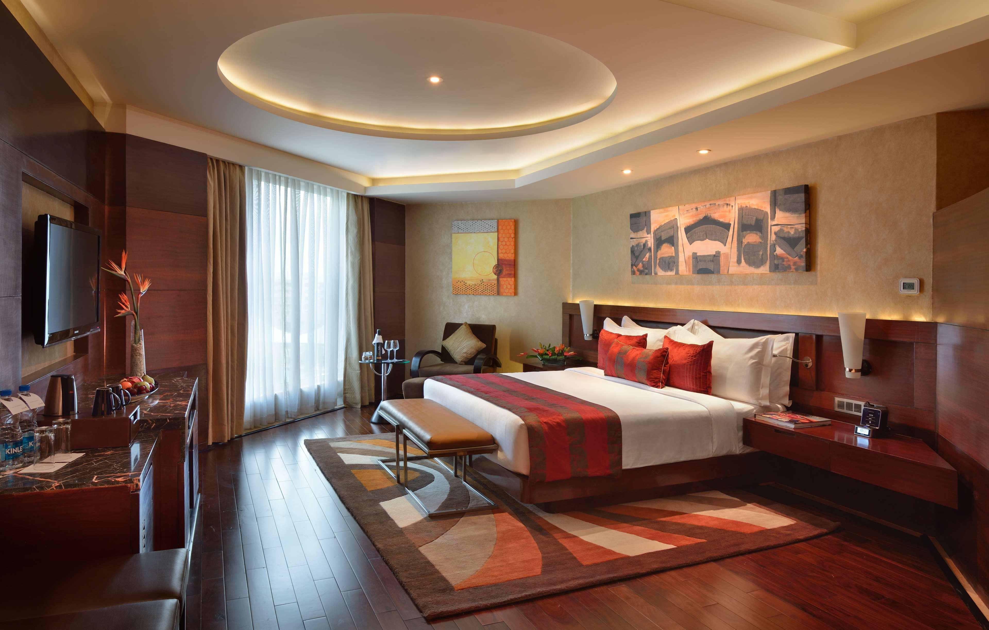Hotel Radisson Blu Kaushambi Delhi Ncr Ghaziabad Exterior foto